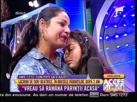 Lacrimile de dor sunt SFÂȘIETOARE! Copii ai căror părinți au plecat la muncă în străinătate: Beatrice, în brațele mamei, după doi ani!