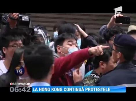 La Hong Kong protestele continuă