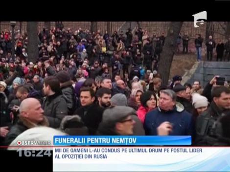 Boris Nemţov a fost condus pe ultimul drum