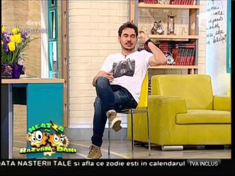 Răzvan și Dani îl așteaptă pe Robbie Williams la ei acasă