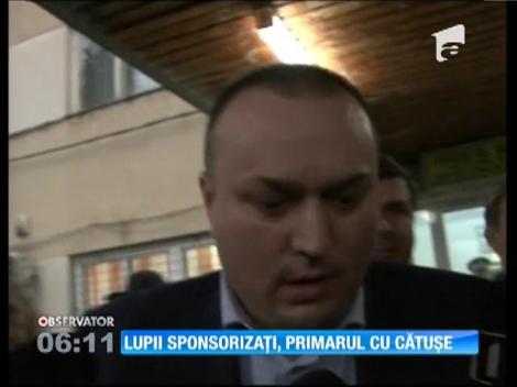 Primarului Ploieştiului, reţinut pentru abuz în serviciu şi luare de mită