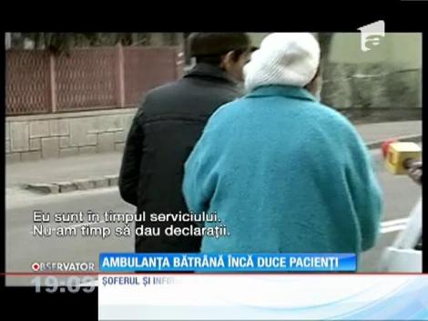 Ambulanța bătrână încă duce pacienți