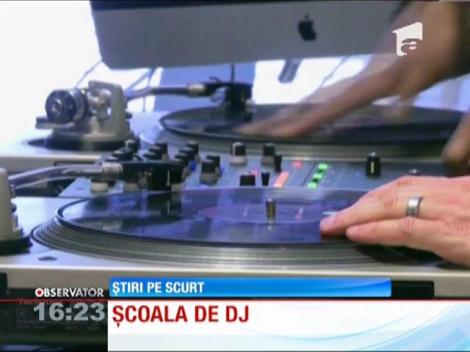 Școala de DJ