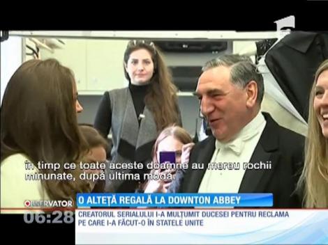 Kate Middleton, în vizită studiourile unde se filmează serialul Downton Abbey