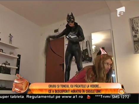 Daniela Crudu are casa plină de costumații destinate petrecerilor sexy!