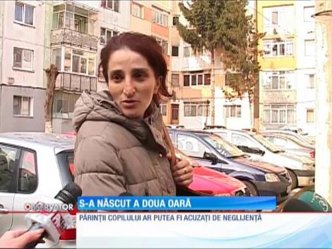 Un copil de 2 ani a căzut de la etajul 4 al unui bloc din Piteşti