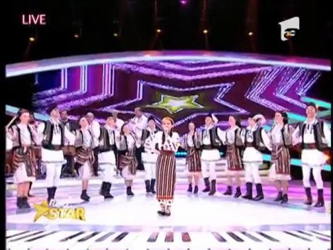 Andreea Boțu cântă o melodie străveche din zona Moldovei