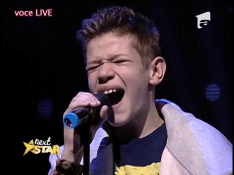 Ed Sheeran - ”Thinking out loud”. Vezi cum cântă Alex Eduard Alexe la ”Next Star”!