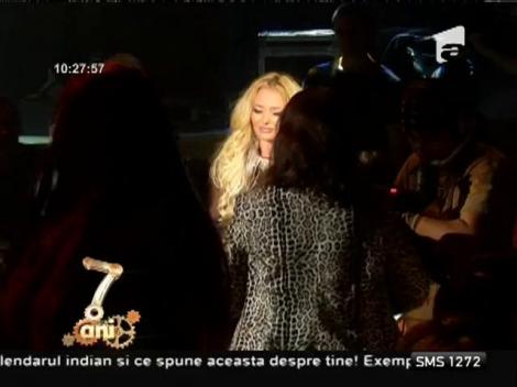 Momente emoţionante la concertul Deliei!