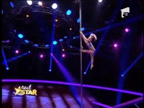  Emily Moskalenko, acrobație la bară