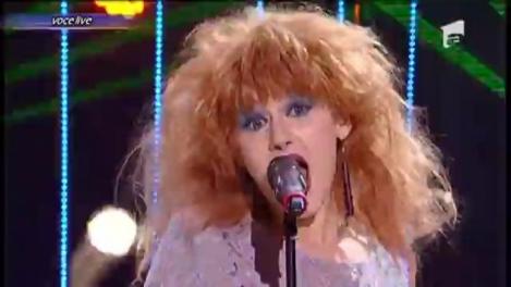 Alina Eremia se transformă în Cyndi Lauper - "Iko iko"