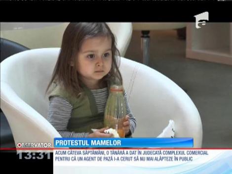Zeci de mame au transformat un mall din Sofia în sală de alăptat