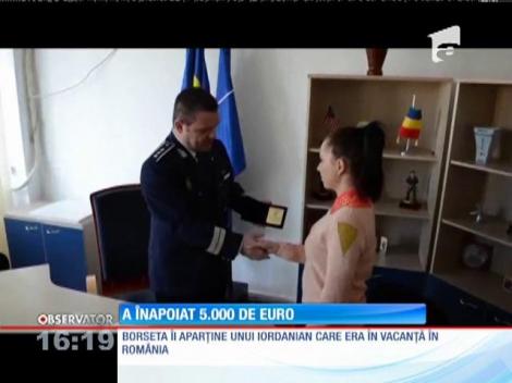 O tânără din Braşov a găsit o borsetă plină cu cinci mii de euro