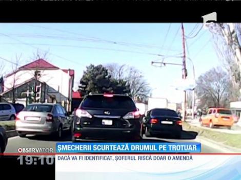 Un şofer din Bucureşti a scurtat drumul pe trotuar