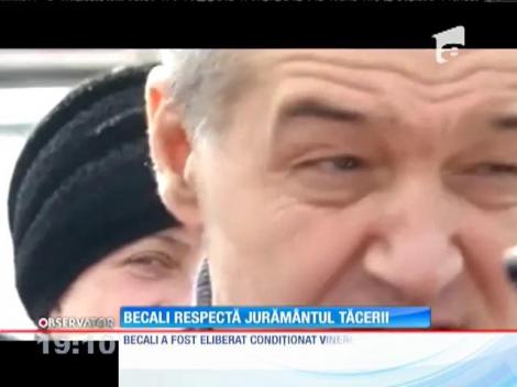 Gigi Becali a trecut fără niciun cuvânt printre jurnalişti