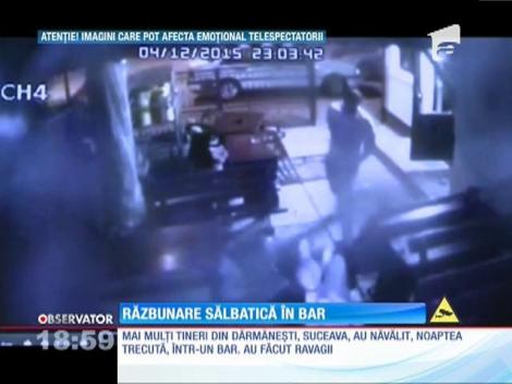 Un bar din judeţul Suceava , sub asediul unor huligani