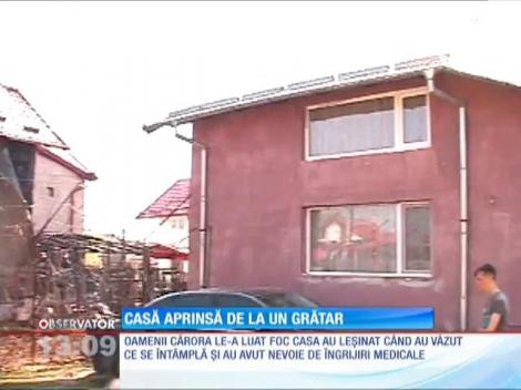 Casă aprinsă de la un grătar