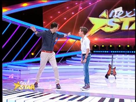 Cadou senzațional pentru Mihnea! Puștiul a primit un bilet la concertul lui Steve Vai din Barcelona