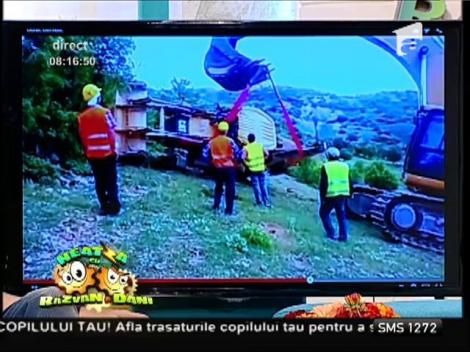 Smiley news: Dorel, buldozerul și excavatorul