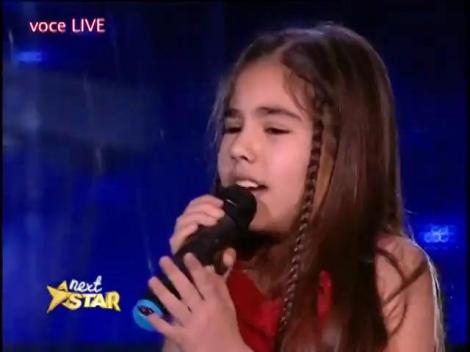 Ce voce, ce atitudine, ce frumuseţe! Anisia Dumitru a ridicat publicul în picioare cu interpretarea sa