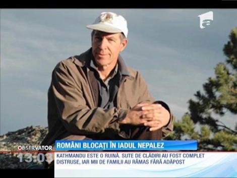 Cei patru alpinişti români blocaţi în Nepal ar putea fi salvaţi cu elicopterele de pe Everest