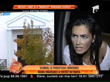 Scandal la parastasul Mărioarei! Bunica Oanei a forţat intrarea!