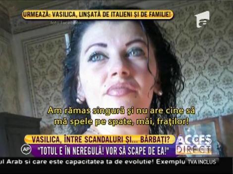 Românca din Italia care a scandalizat Europa își face singură reclamă dintr-o cadă plină cu spumă!