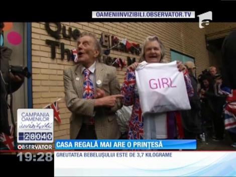 Ducesa de Cambridge a născut o fetiţă