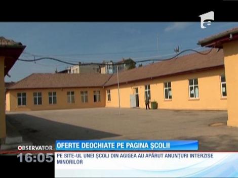 Anunţuri deochiate pe site-ul unei școli din Agigea