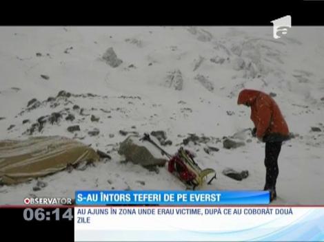Alpiniştii Justin Ionescu şi Zsolt Torok s-au întors teferi de pe Everest