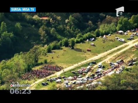 Mii de yoghini din 20 de ţări în spirala MISA