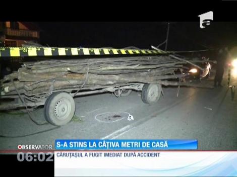 O femeie dintr-o localitate din Suceava a murit după ce a lovit cu mașina o căruţă încărcată cu lemne
