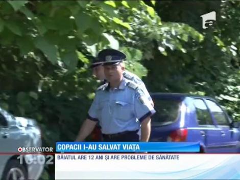 Băieţelul de 12 ani salvat de copaci, după ce a căzut în gol de la etajul 3