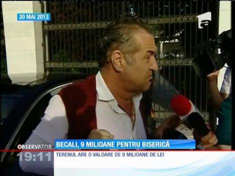 Gigi Becali donează milioane de lei noi Mitropoliei Iaşiului