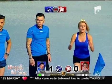 Continua cursa pentru mașină! Săgețile albastre i-au invins categoric pe Spartani