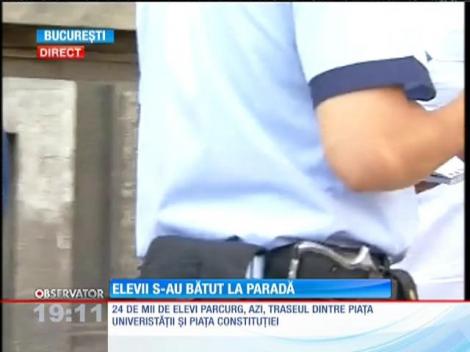 Bătaie la Parada Elevilor din Bucureşti