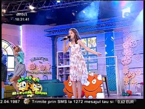 Elena Hasna, minunea de la "Next Star", moment special la "Neatza"! E pur şi simplu adorabilă