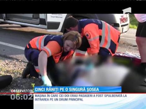 Cinci răniţi pe o singură şosea