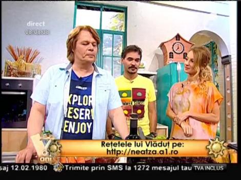 Rapid şi uşor de gătit! Salată surpriză, un preparat gustos cu vrăbioară şi pere