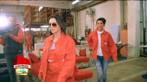 O canapea cât buzele lui Tonciu! Modelul unicat i-a ieşit în cale vedetei