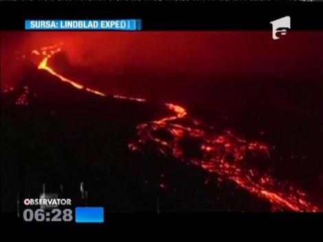 Erupţie spectaculoasă a unui vulcan din insulele Galapagos