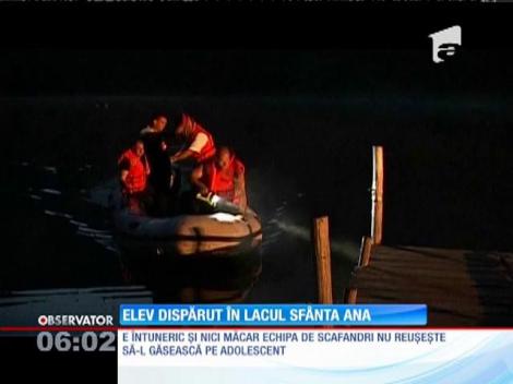 Un elev a dispărut în lacul Sfânta Ana