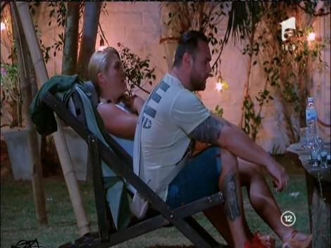 Scandal pe Insula Iubirii! Liviu şi-a pierdut cumpătul! "O calc în picioare, mă duc peste ei"