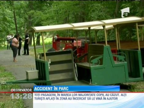 SUA: Mai mulți copii au fost răniți după ce vehiculul de agrement în care erau s-a răsturnat