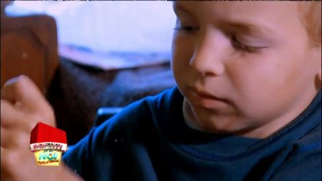 Talent și patriotism, din tată-n fiu! Vedetele au mers în vizită la o familie nevoiașă: "Doamne, ce s-ar fi ales de copiii ăștia dacă tatăl lor murea atunci?"