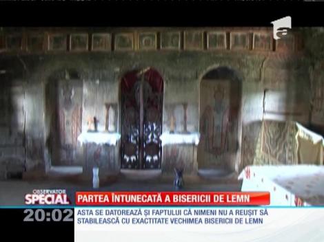 SPECIAL! Una dintre cele mai frumoase biserici de lemn din Satul Mare ascunde un secret întunecat