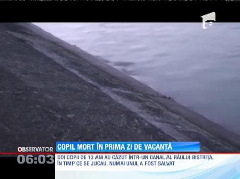 Un copil de 13 ani a murit înecat într-un canal al râului Bistriţa