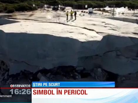 În Australia, o stâncă faimoasă pentru fotografiile făcute de turişti e în pericol să se prăbuşească