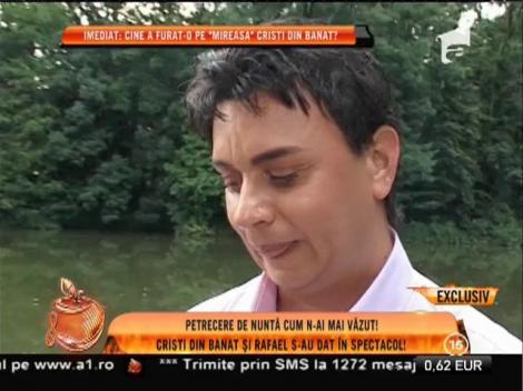 Petrecere de senzaţie la nunta lui Cristi din Banat! Mirii s-au dat în spectacol!