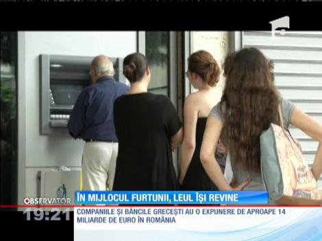 Leul recuperează din depreciere atât faţă de euro